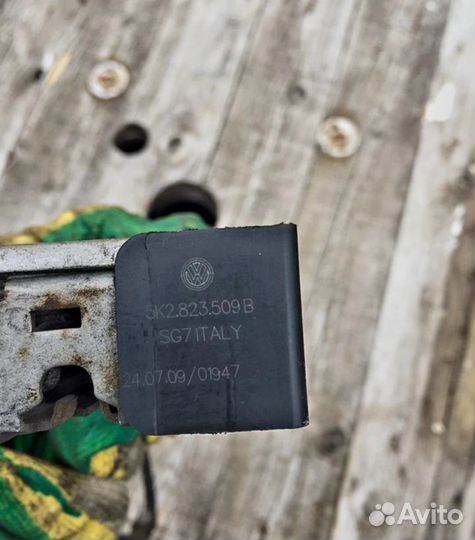 Volkswagen golf 6 замок капота