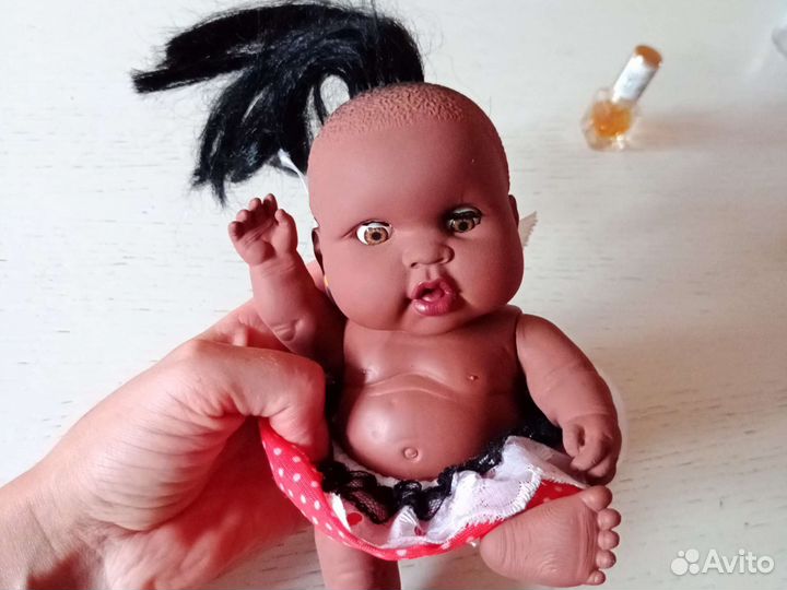 Кукла мальчик, негритенок, писающая