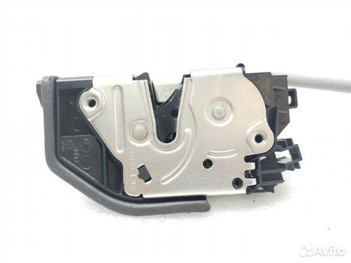 Замок двери задний левый Bmw 5-Series F10 2011