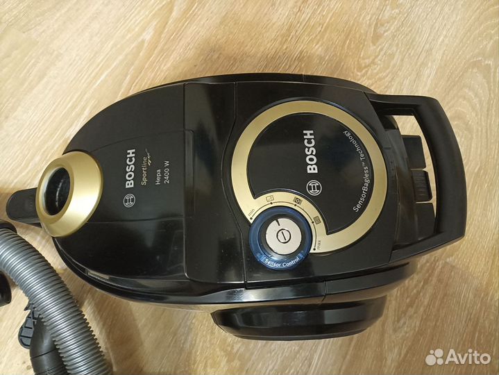 Пылесос Bosch 2400W