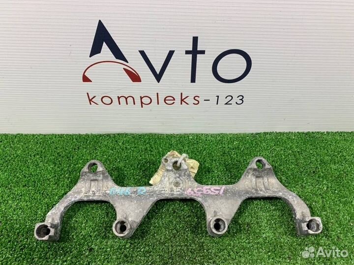 Кронштейн впускного коллектора Audi A6 C6 BDX 2007