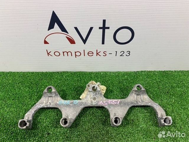 Кронштейн впускного коллектора Audi A6 C6 BDX 2007