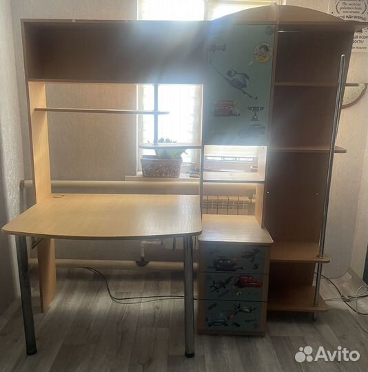 Компьютерный стол. Горка