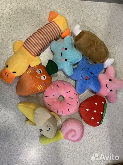 Игрушки для кошек и собак мелких пород