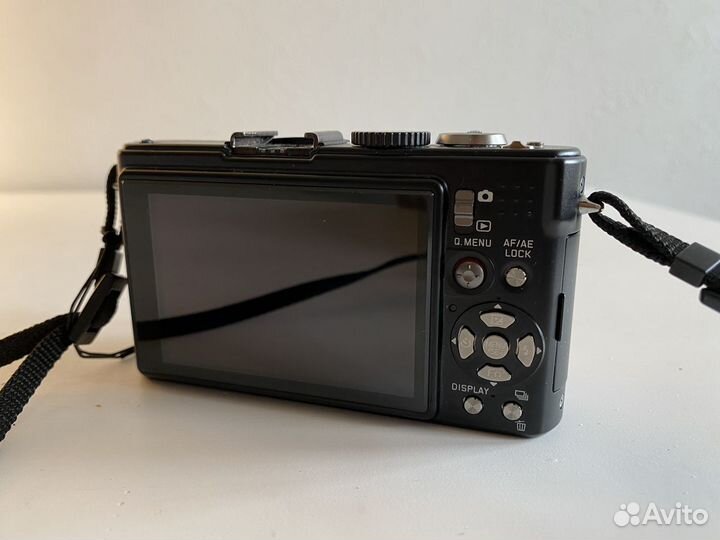 Легендарный фотоаппарат Leica (лейка) D-Lux