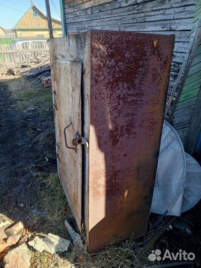 Ящик металлический