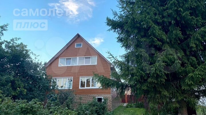 Дом 227 м² на участке 15 сот.