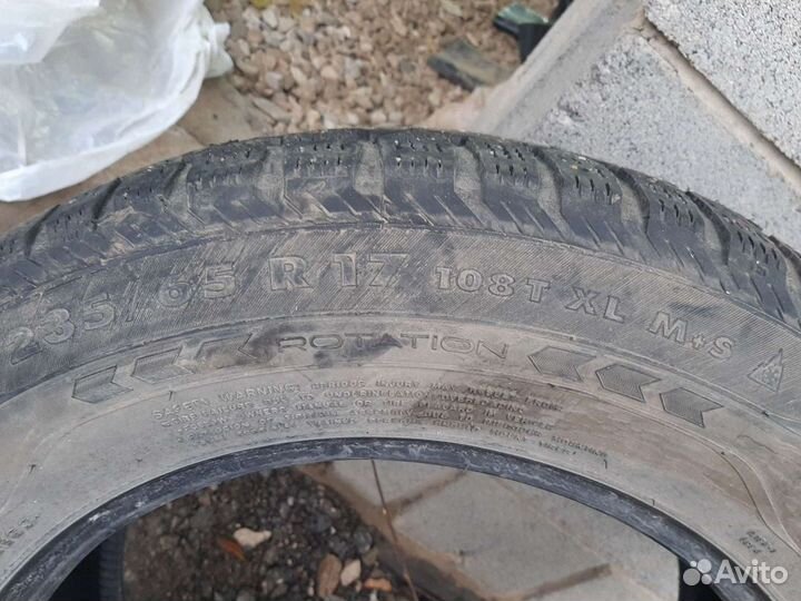 Nokian Tyres Hakkapeliitta 7 235/65 R17
