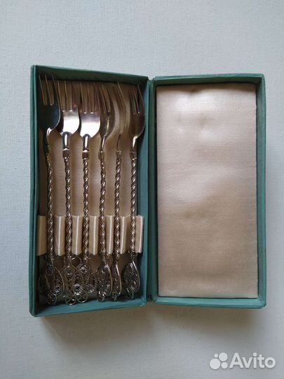 Набор столовых приборов