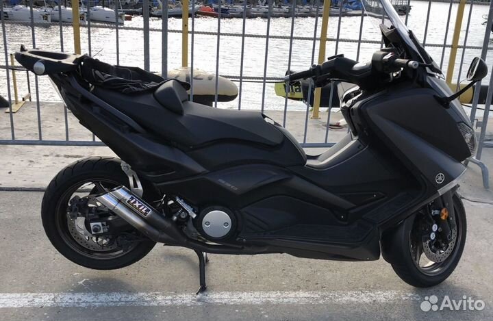 Yamaha t-max 530