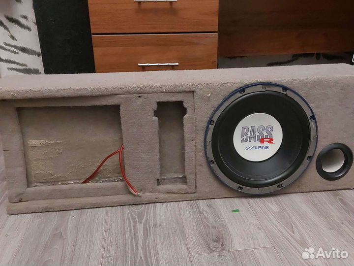 Короб для сабвуфера, в сборе с Сабвуфером