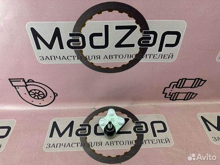 Шаровая опора правая Skoda Rapid 2012-2019 SAT