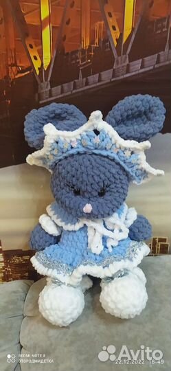 Мягкие игрушки. Зайка - Снегурочка