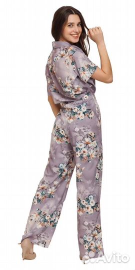 Костюм женский