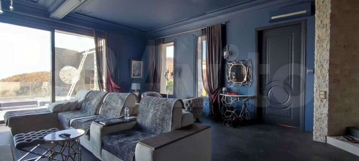 Дом 520 м² на участке 17 сот.