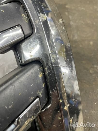 Решетка радиатора toyota land cruiser 200