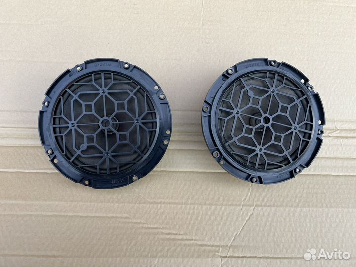 Динамики передних дверей Peugeot 308