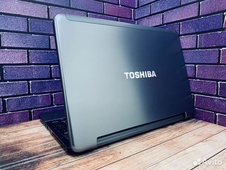 Ноутбук Toshiba Тонкий Легкий Мощный В металле