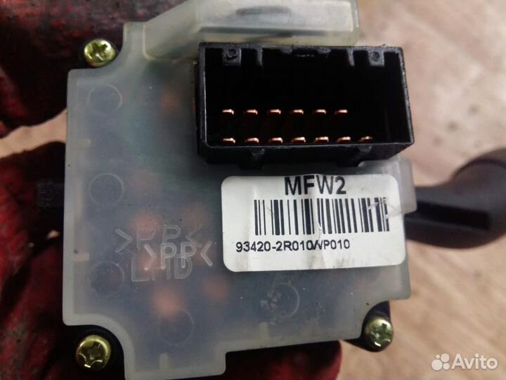 Переключатель стеклоочистителей Hyundai i30 2007