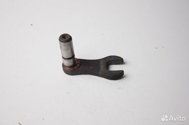 17-76-31 Вилка бульдозера