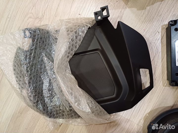 Новый комплект штатной музыки Kuga 2 дорест