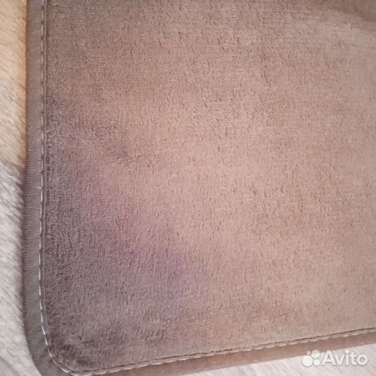 Коврик новый 83 х 125 см