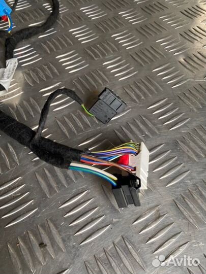 Проводка двери задняя левая Audi Q7 4M cvmd 2016