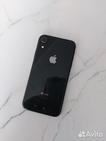 iPhone Xr, 64 ГБ