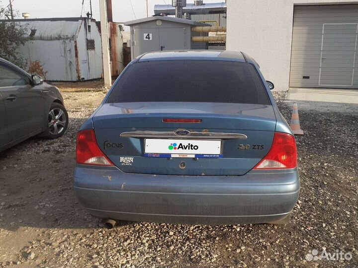 Ford Focus 2.0 AT, 1999, 200 000 км