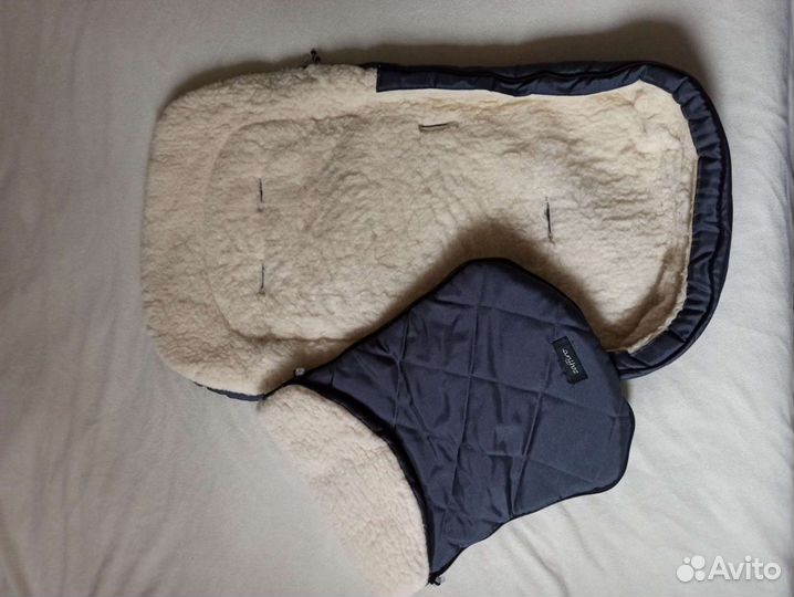 Зимний конверт из овчины в коляску
