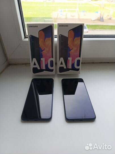Samsung Galaxy A10, 4/32 ГБ