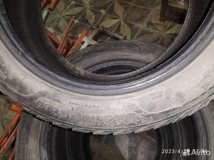 Sava Eskimo Stud 225/50 R17 94T
