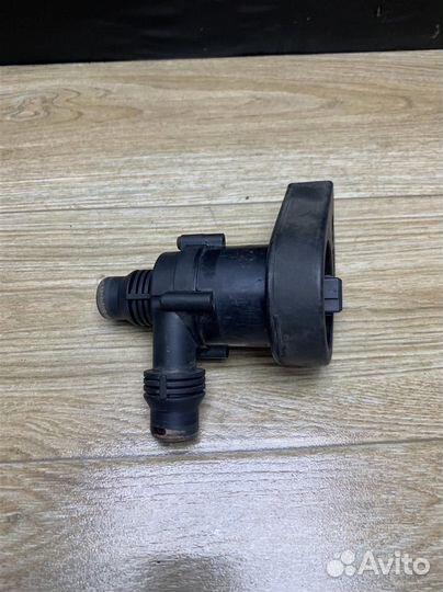 Насос водяной (помпа) Bmw X5 E53