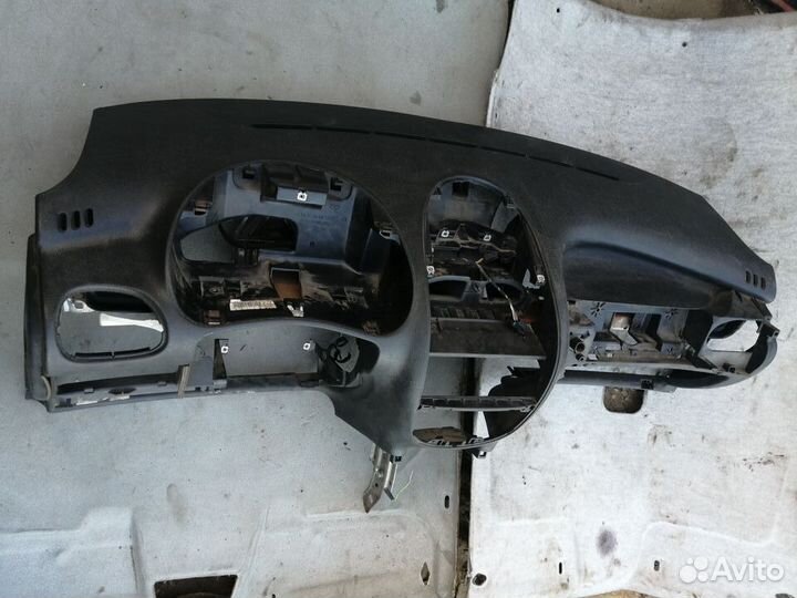 Торпедо для Peugeot 206 1998-2012