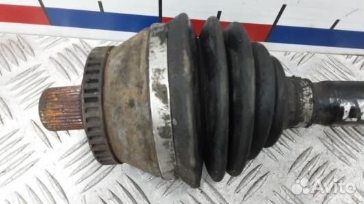 Привод передний правый audi A4 B7 (LDN14N101)