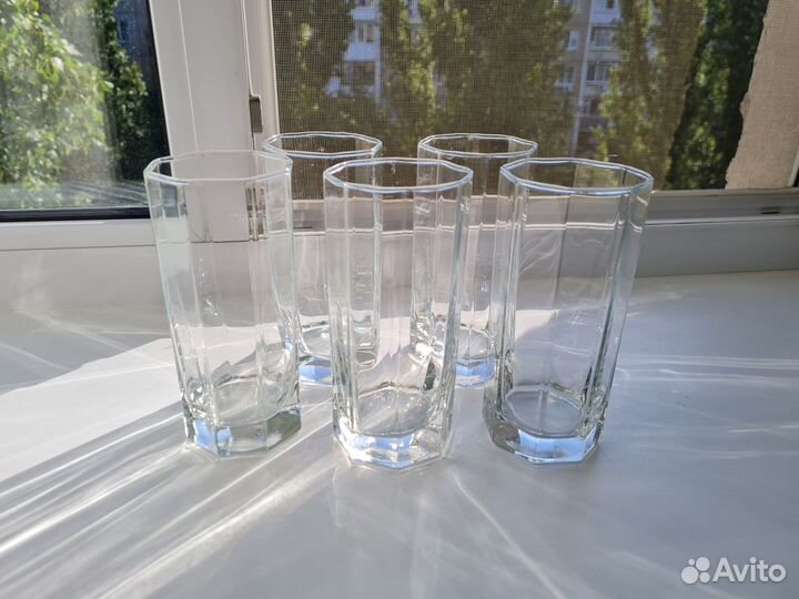 Пивные кружки, стаканы, стопки