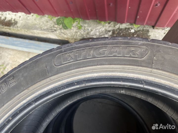 Tigar UHP Ultra High Performance 215/45 R17