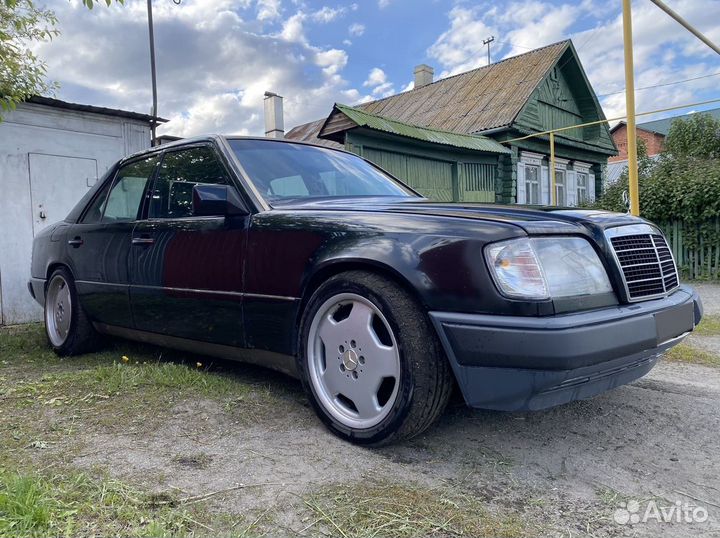 Mercedes-Benz E-класс 2.0 AT, 1993, 200 000 км