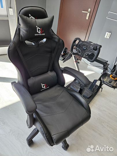 Стойка игрового руля Mooby с креслом и Анти-откат