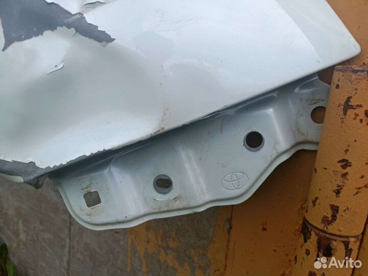 Крыло Toyota Verso оригинал 2012, правое
