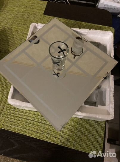 Стеклянный набор стаканчиков «Крестики - нолики»