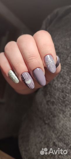 Мастер маникюра