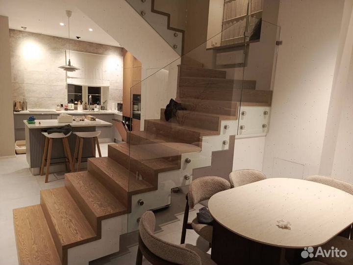 Стеклянные перила для лестниц