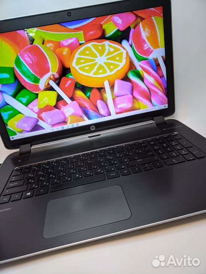 Большой ноутбук HP Pavilion