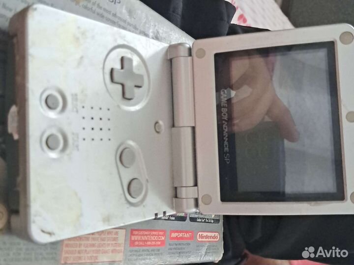 Игровая приставкаgeme BOY Advance SP