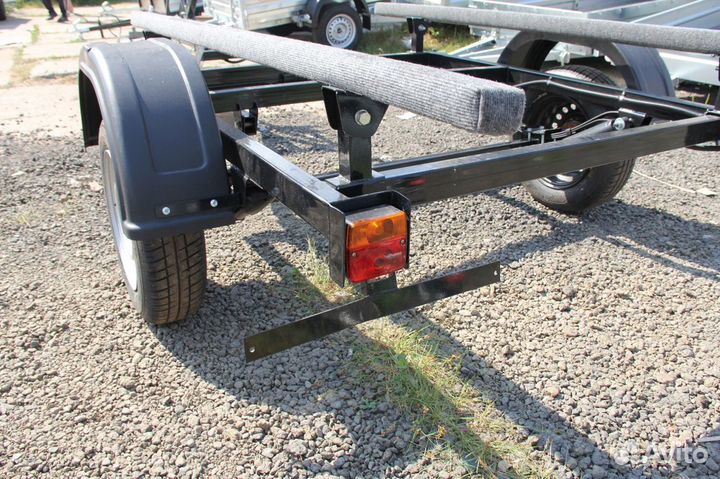 Прицеп для лодки (самосвальный, не бу)