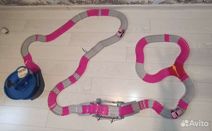 Гибкий трек с машинками 