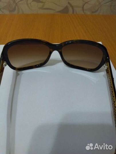 Солнцезащитные очки женские