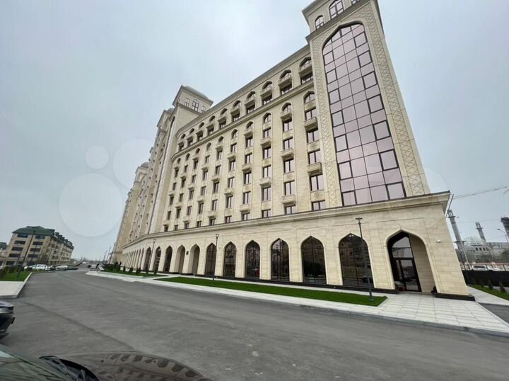 3-к. квартира, 137 м², 5/16 эт.