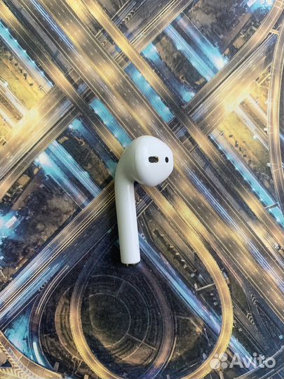 AirPods 1 левый наушник оригинал